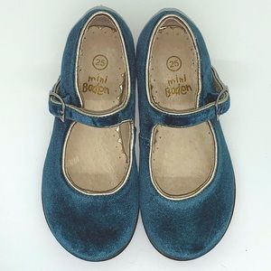 Mini Boden velvet Mary Janes